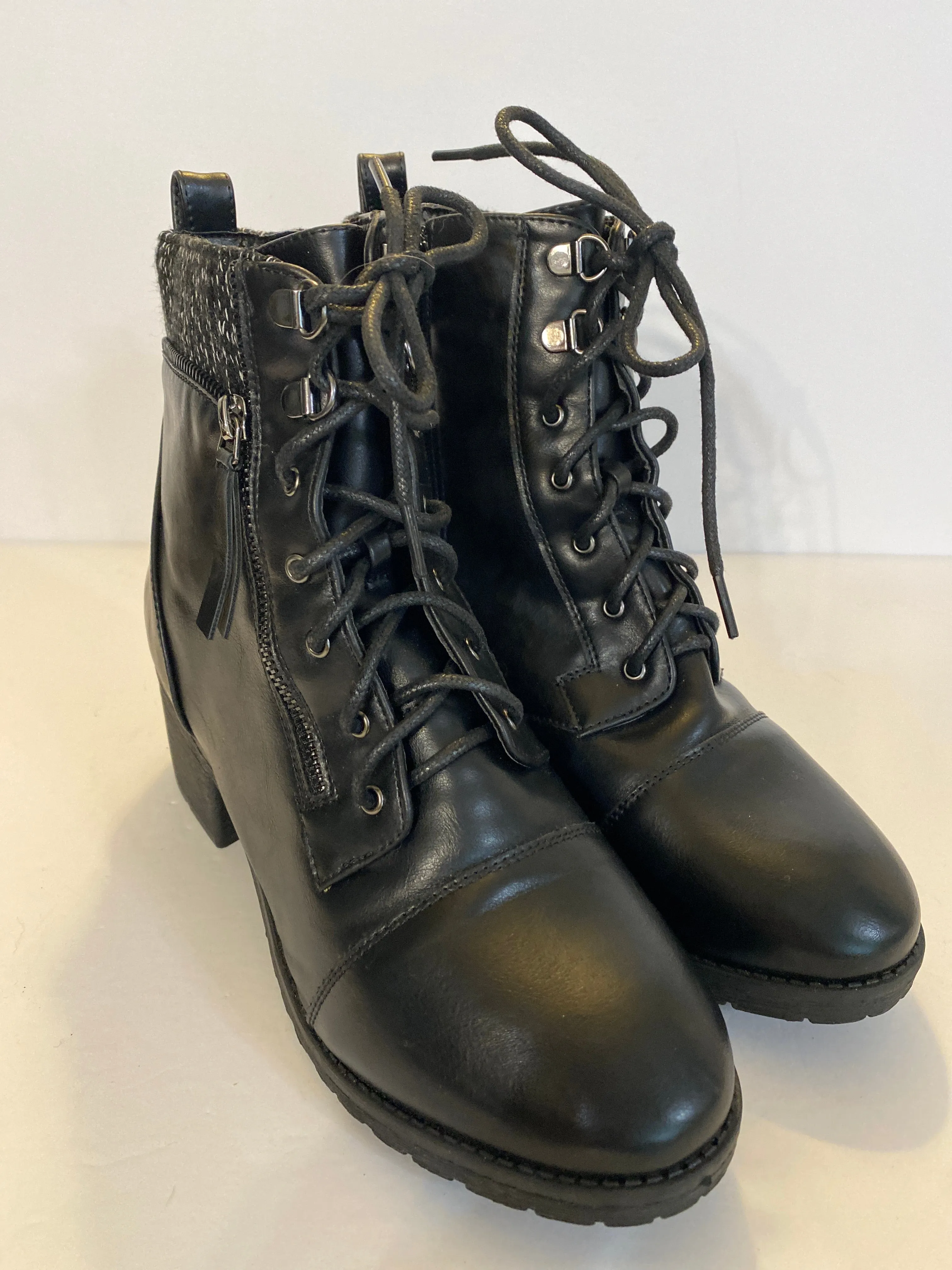 Boots Combat By Cloudwalkers  Size: 10