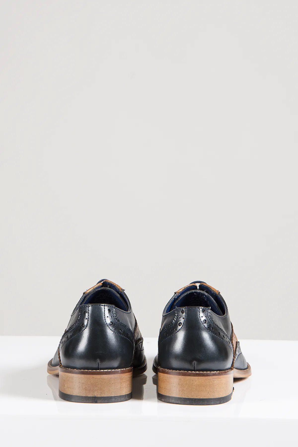 RILEY - Navy Tan Leather Contrast Oxford Brogue Shoe